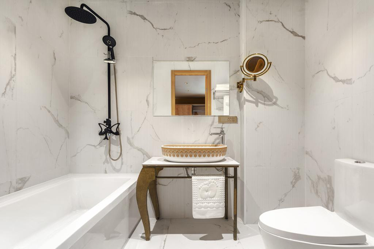 Bathroom 4, ツィナンダリ エステート, Telavi