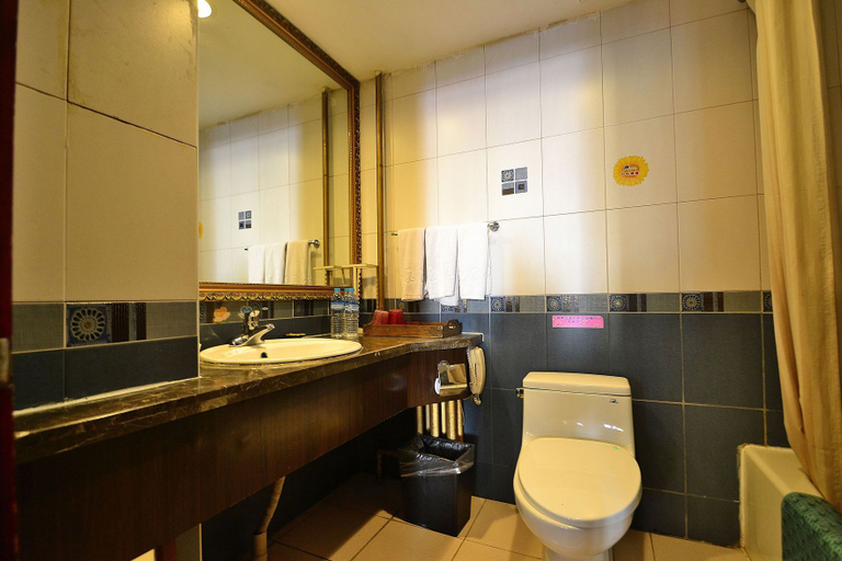 Bathroom 2, Bremen Hotel Harbin Central Street, Harbin