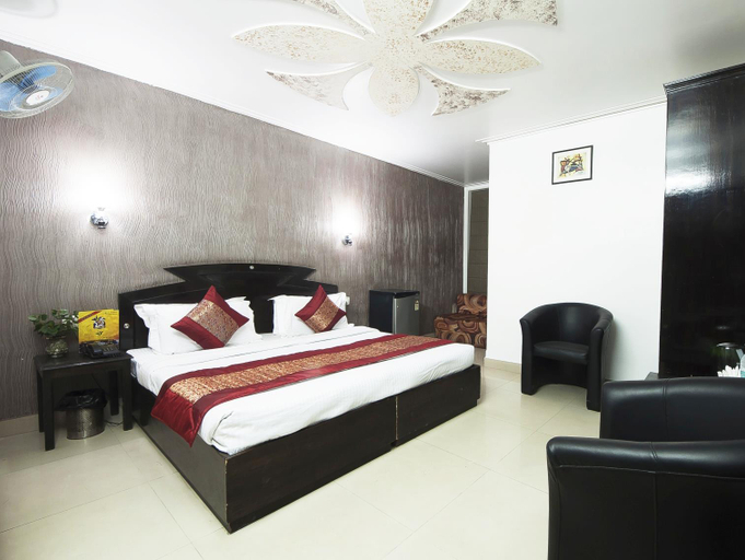 Bedroom 2, Airport Hotel Noratan Palace, Delhi