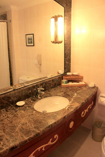Bathroom 2, Anting Villa Hotel, Shanghai
