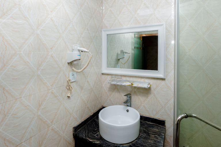 Bathroom, Yi Zhan Hotel, Chongqing