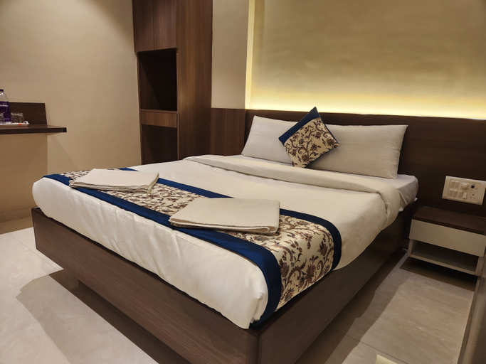 Bedroom 3, Hotel Yatri Inn, Thane