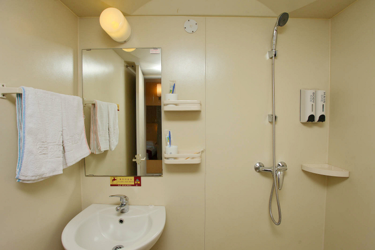 Bathroom 3, Aihang Alliance Hotel, Lianyungang