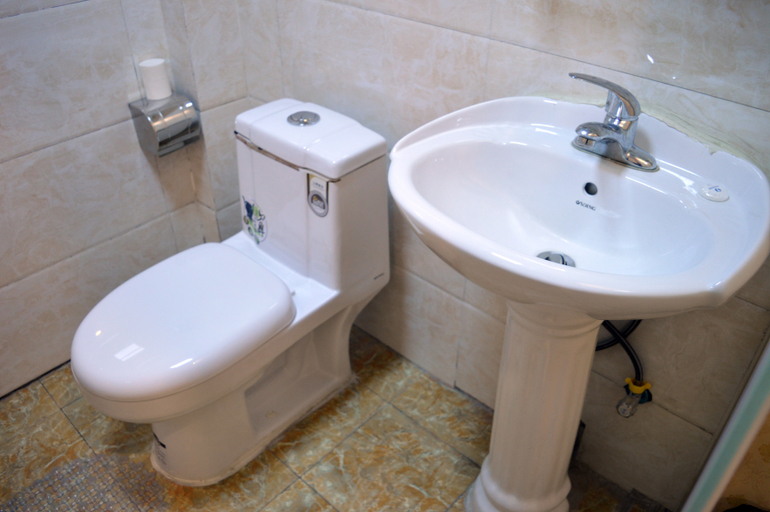 Bathroom 3, チャイナ インホテル(), Shijiazhuang