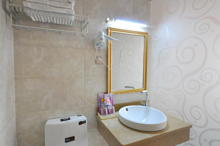 Bathroom 2, LANB Hotel (Changsha Yuhua District Government Subway Station Store), Changsha