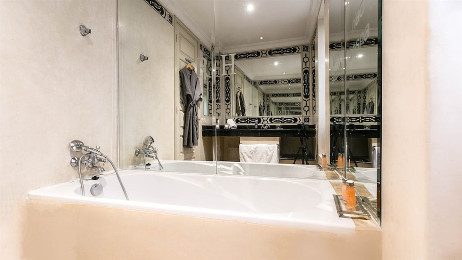 Bathroom 5, Riad Hasna Espi, Marrakech
