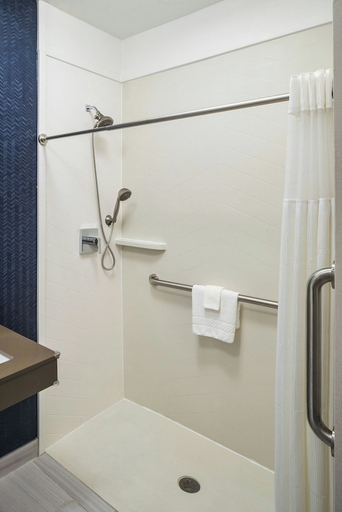 Bathroom 4, Fairfield Inn By Marriott Richmond, Preble
