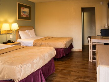 Room 5, Regency Inn, Muskogee