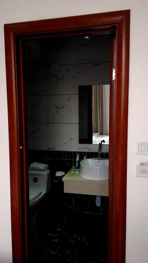 Bathroom 3, Yiming Hotel, Dalian