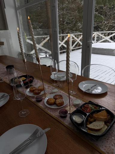 Food & Drinks, Маєток Ліс і Гори, Iaremchans'ka