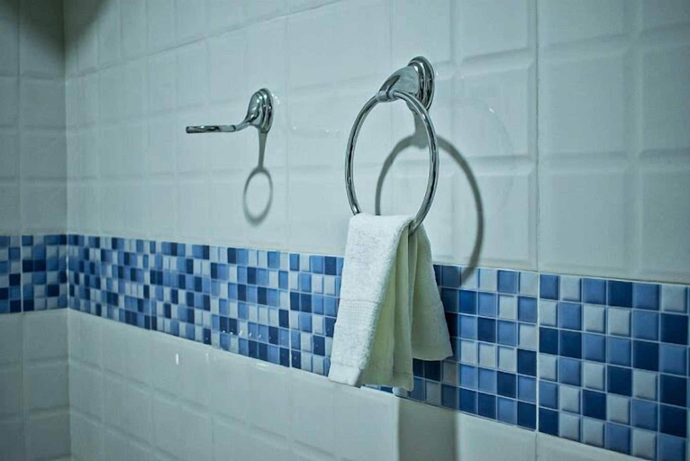Bathroom 4, Wonderland Destinations Resort, Naivasha