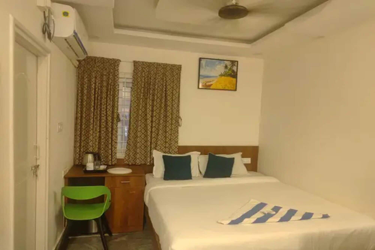 Room 5, Fabhotel Dhaya Grand Inn, Bangalore