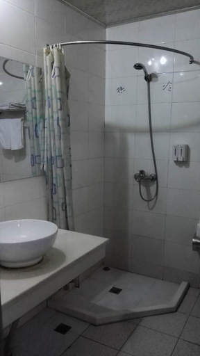 Bathroom 3, Haitang Business Hotel, Hangzhou