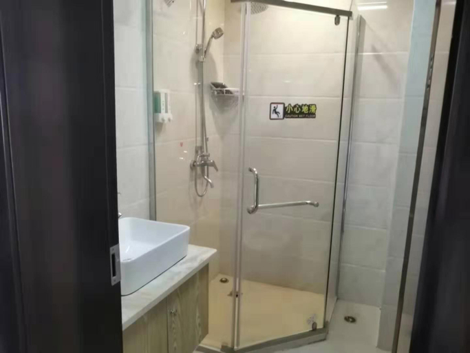 Bathroom, Lijing Hotel, Ji'an