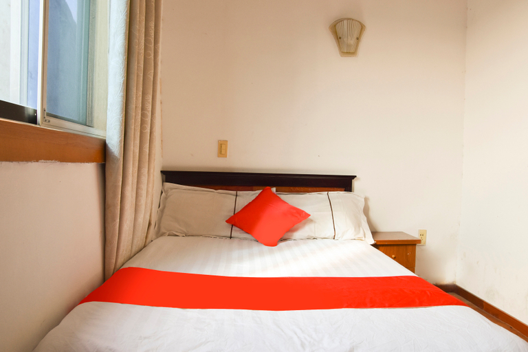 Bedroom 2, Xinghe Hostel, Shanghai