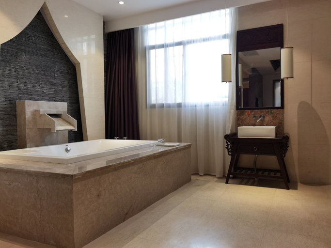Bathroom 3, ヴィーナス インターナショナルホテル(), Kunming
