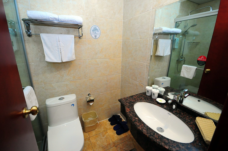 Bathroom 2, GreenTree Inn Mozitan Road Yiwu Small Commodities Wholesale City, Lu'an