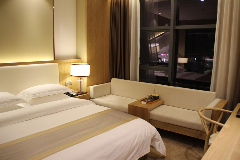 Bedroom 2, Ziguang Boutique Hotel, Zhaotong