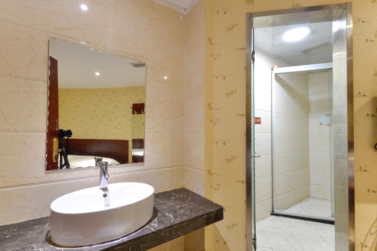Bathroom 2, Yijing Business Hotel, Huzhou