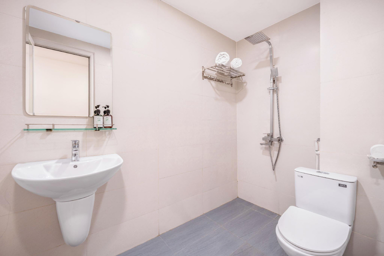 Bathroom 5, Nami Wellness Stay, Da Nang