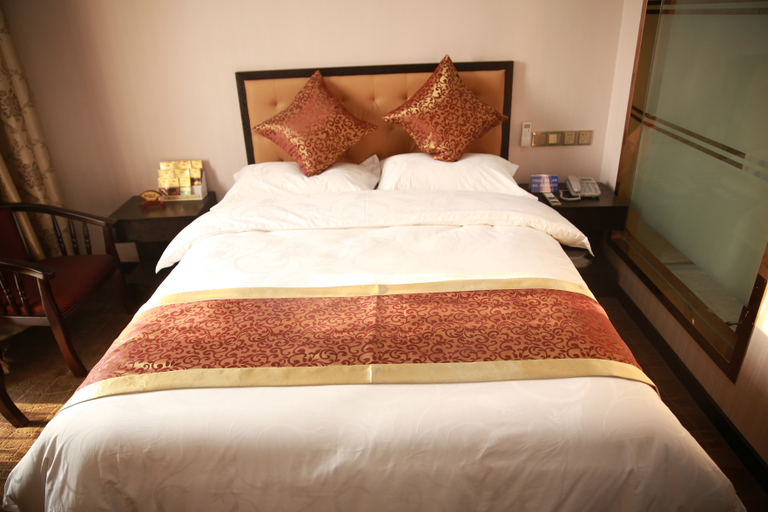 Bedroom 2, Waitan City Hotel, Wenzhou
