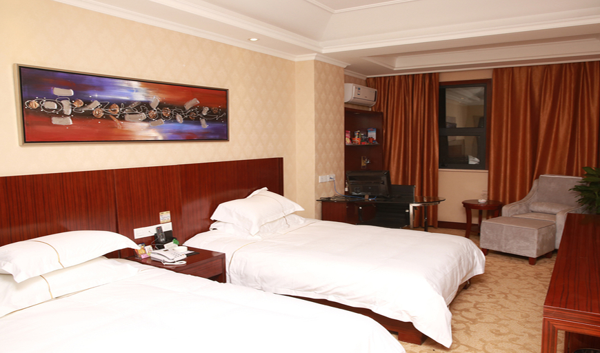 Bedroom, Jinxiushan Hotel, Xinyang