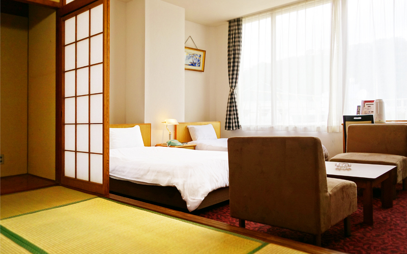 Bedroom 2, Saiki Central Hotel, Saiki