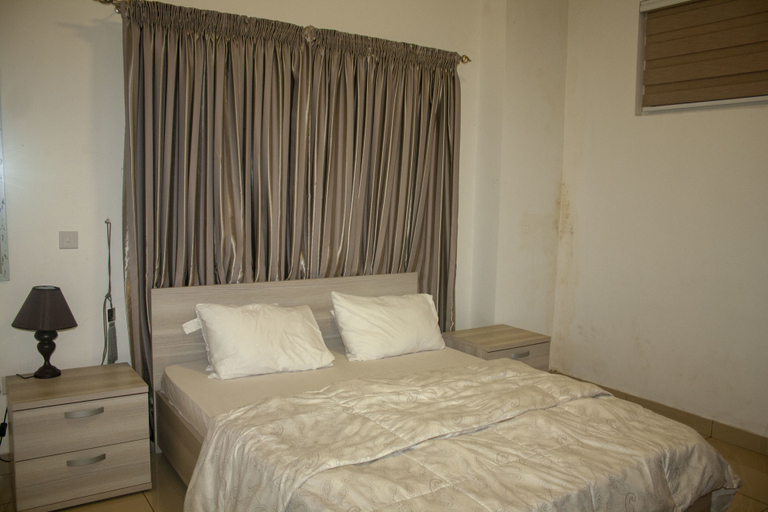 Bedroom 4, Sapphire Court, Accra