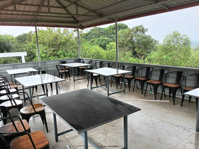 Food & Drinks, Hill View Paradise, Uttara Kannada