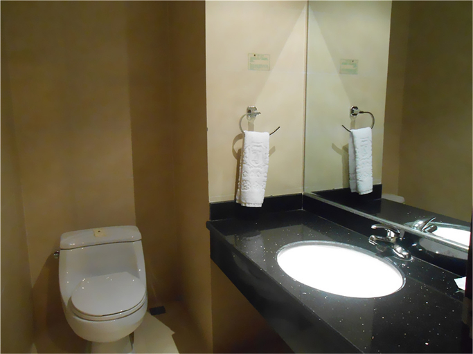 Bathroom 3, Zhouji Hotel, Zhangzhou