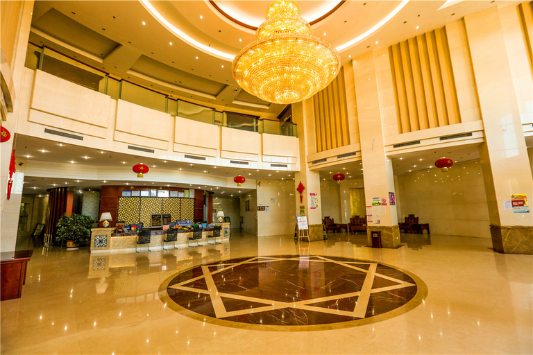 Others 3, Huibao Hotel, Qujing