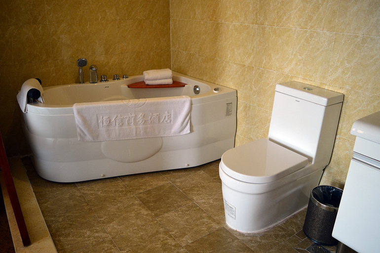 Bathroom, Hengxin Business Hotel, Shijiazhuang