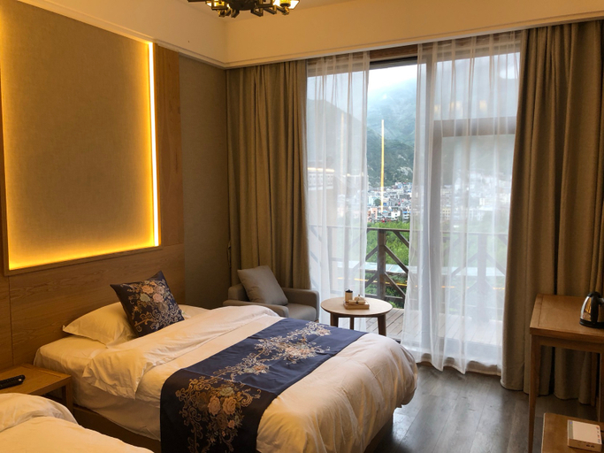 Bedroom 2, Bonthic Mountain Courtyard Holiday Hotel, Ngawa Tibetan and Qiang