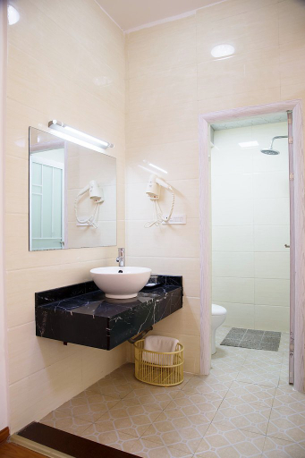 Bathroom 2, Haozhujia Hotel, Guilin