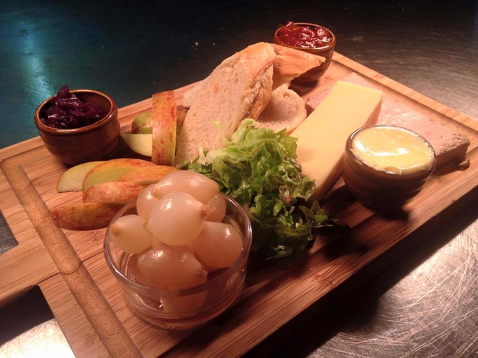Food & Drinks 5, The Thatched Cottage Inn, Somerset