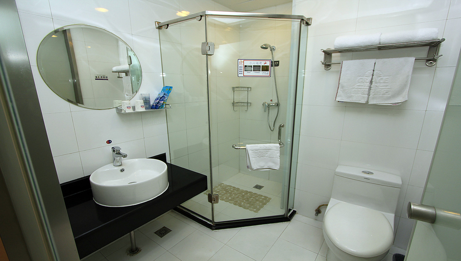 Bathroom, Grace Inn (Qufu Tourist Center), Jining