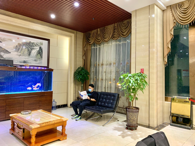 Others 4, Xinyuedujiudian, Changji Hui