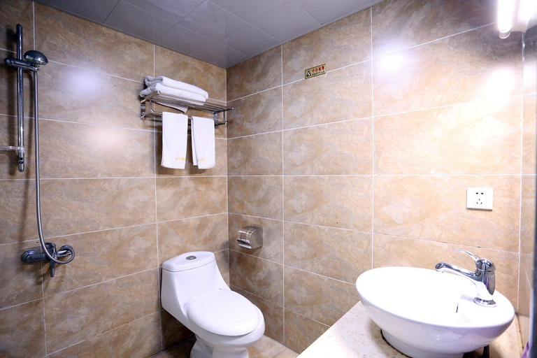 Bathroom 2, Kuailehui Chain Hotel Changsha Chigangchong, Changsha