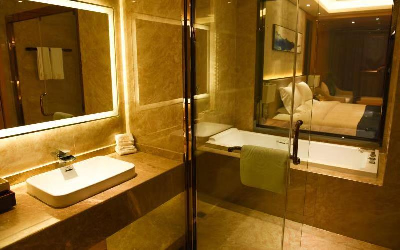 Bathroom 2, Wanyue Days International Hotel, Xining