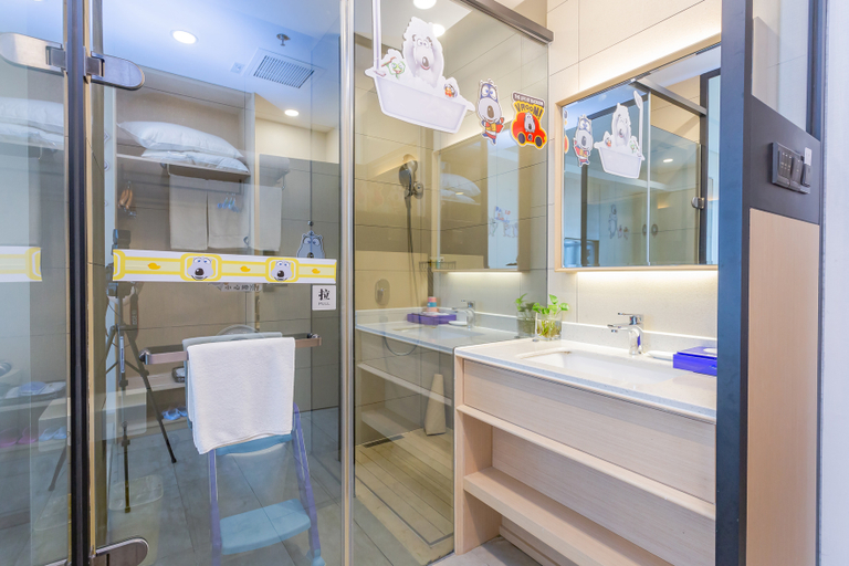 Bathroom, Cloud Anna Hotel, Qiannan Buyei and Miao