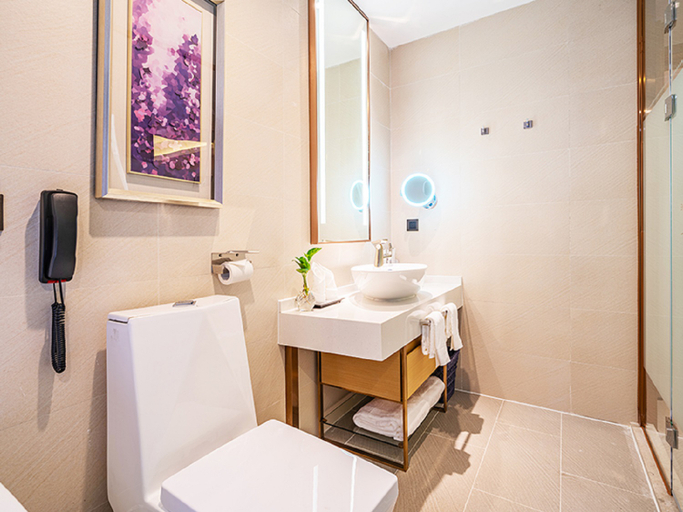 Bathroom 3, Lavande Hotel (Zhaoqing Yihua Plaza), Zhaoqing