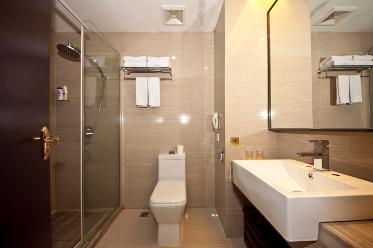 Bathroom 2, ビン侯榕泰汽車行業ビジネスセンターホテル(Rong Tai Auto Industry Business Center Hotel), Fuzhou
