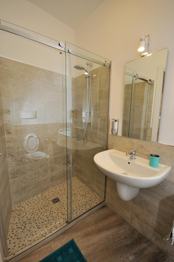 Bathroom 5, Il Piccolo Principe B&B, Bari