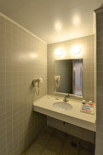 Bathroom 4, Jinjiang Inn Tiantai Passenger Center, Taizhou