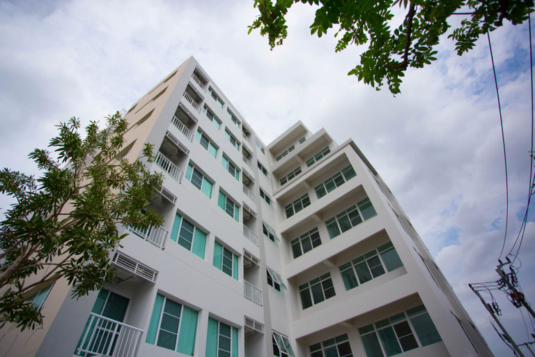 Exterior & Views 2, Des Res Hotel and Residence, Muang Samut Prakan