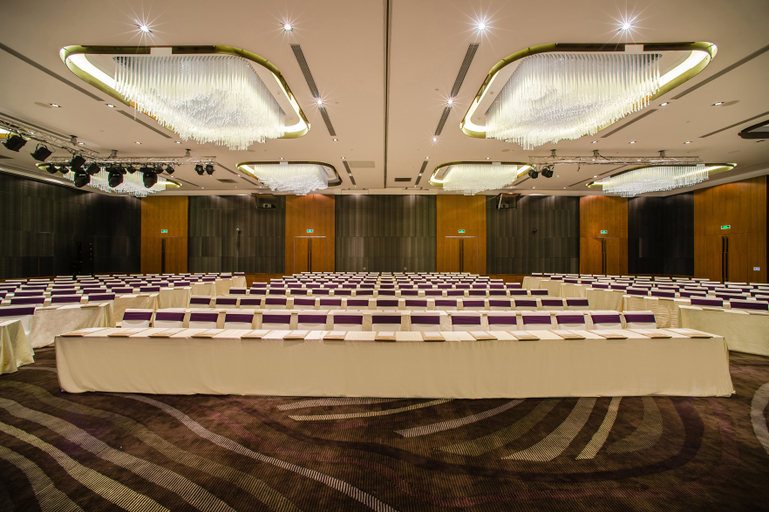 Business Facilities 5, Bay Breeze Resort, Shenzhen