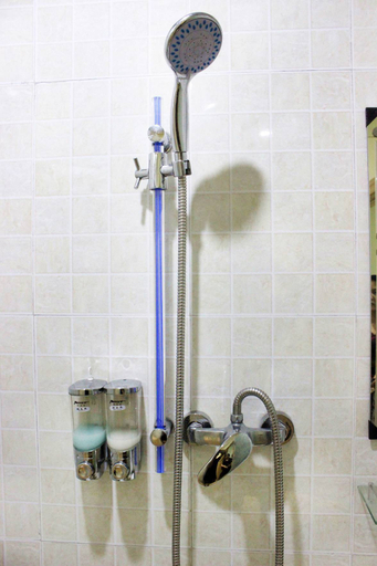 Bathroom 3, Juyuan Hotel, Shenzhen