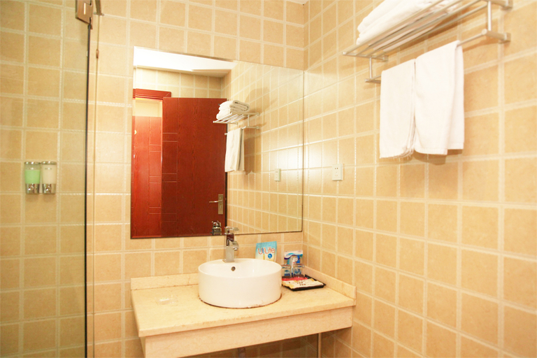 Bathroom 2, Gaoqi Holiday Hotel (Chongqing Daping Hospital Metro Station), Chongqing