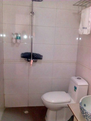 Bathroom 2, キョビジネスホテル, Linyi