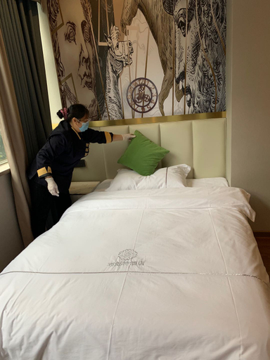 Bedroom 2, Blount Hotel, Chongqing